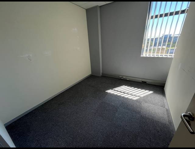 209M² BUSINESS TO LET IN MILNERTON CENTRAL